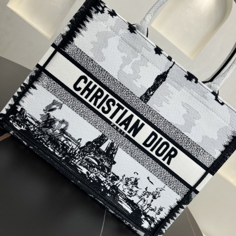 Dior Shopping Bags